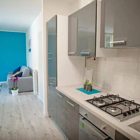 Veronese 4 * Τεργέστη